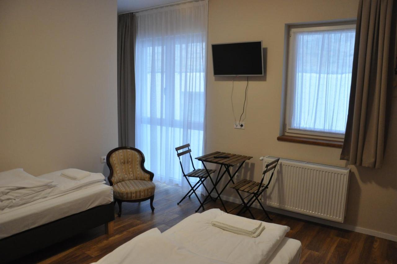 Central Vendeghaz Székesfehérvár Buitenkant foto